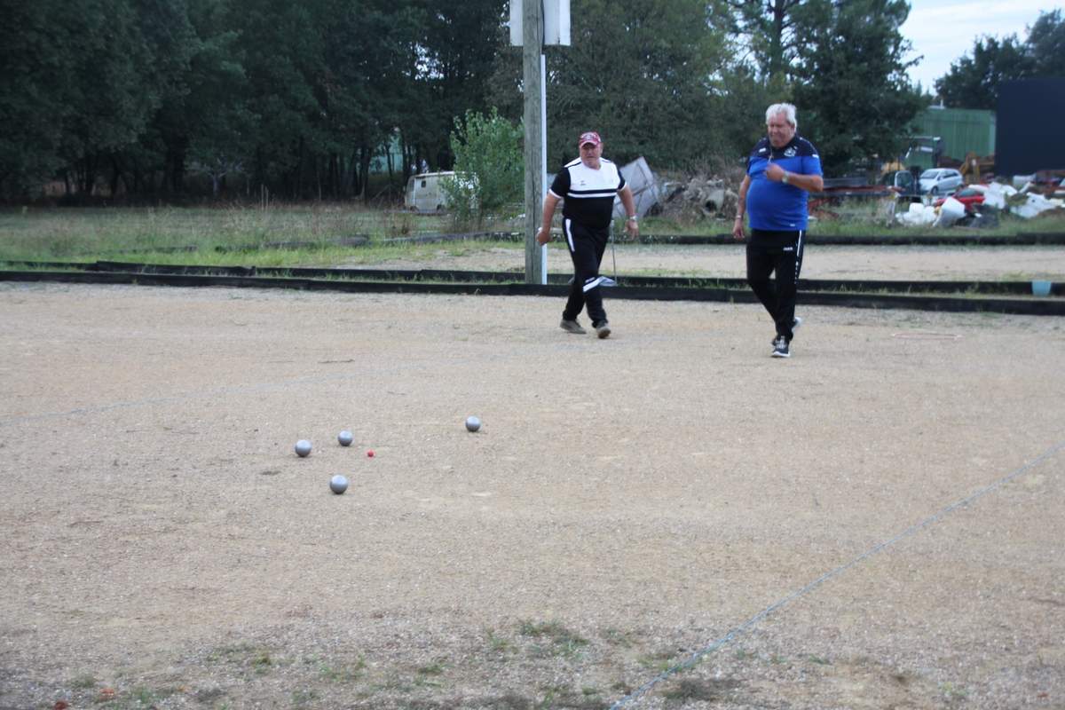 Album Championnat par équipe des clubs vétérans club Pétanque US